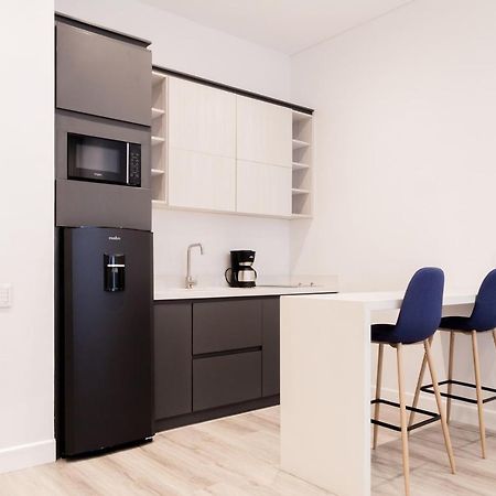 Bo Living 81 Aparthotel โบโกตา ภายนอก รูปภาพ