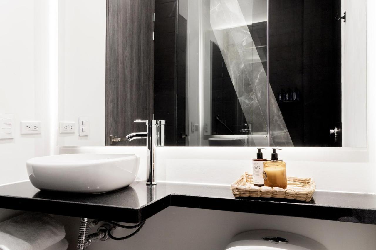Bo Living 81 Aparthotel โบโกตา ภายนอก รูปภาพ