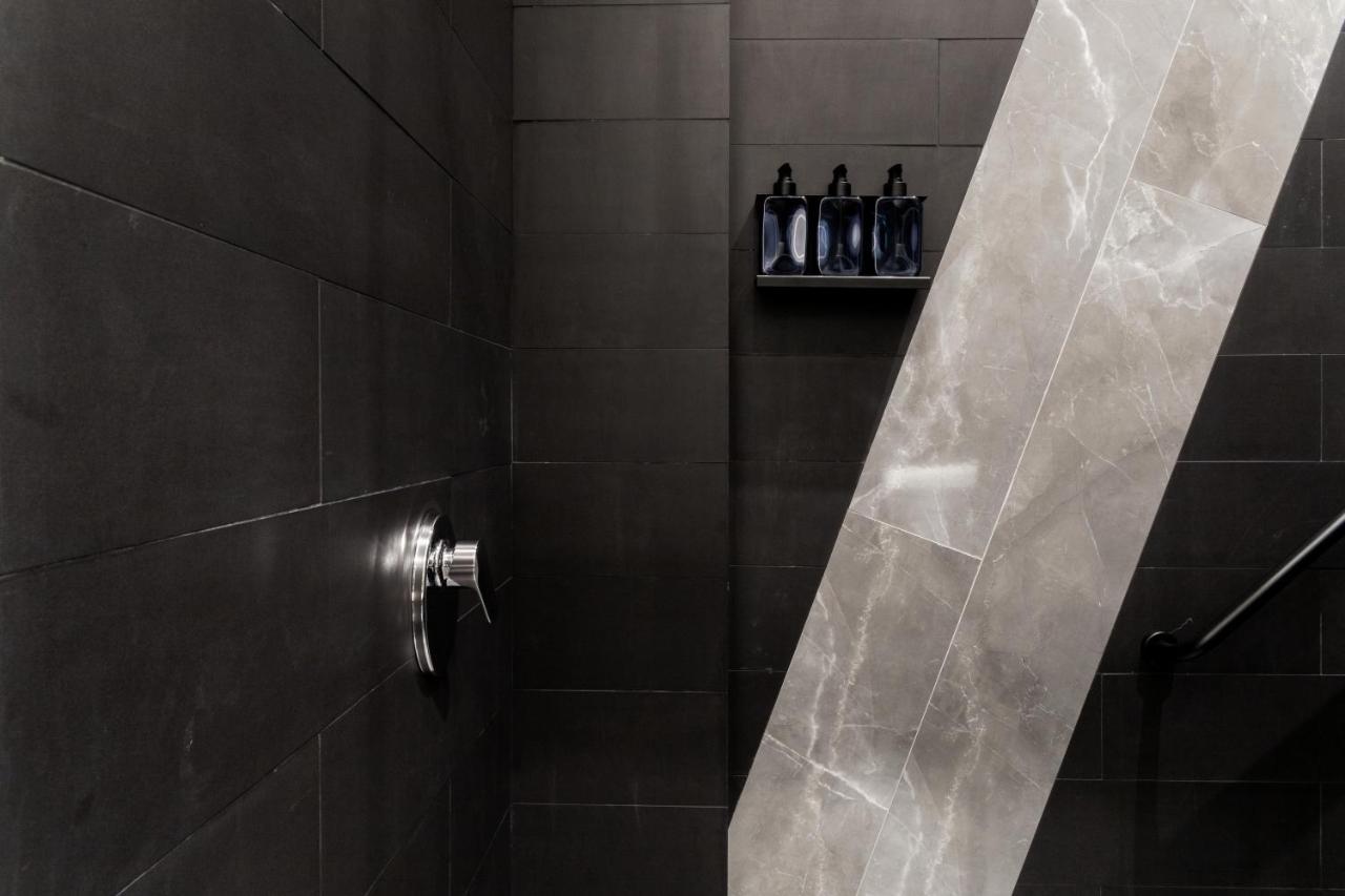 Bo Living 81 Aparthotel โบโกตา ภายนอก รูปภาพ
